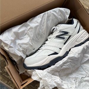 Nearly new balance 409 white training / walking shoes - 11 D